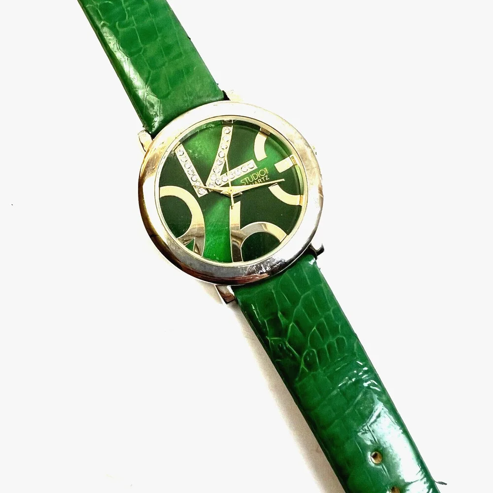 Studio Time Quartz Watch Green Band Rhinestone Gold Modern Fashion Wristwatch